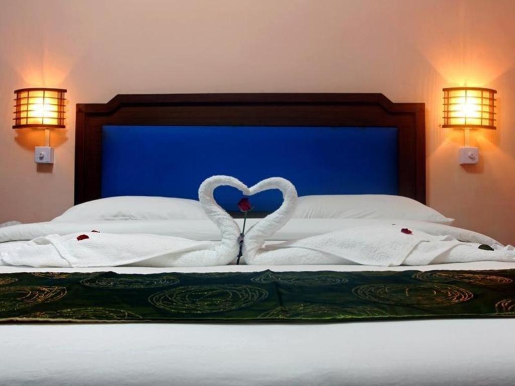 Asia Plaza Hotel Янгон Экстерьер фото