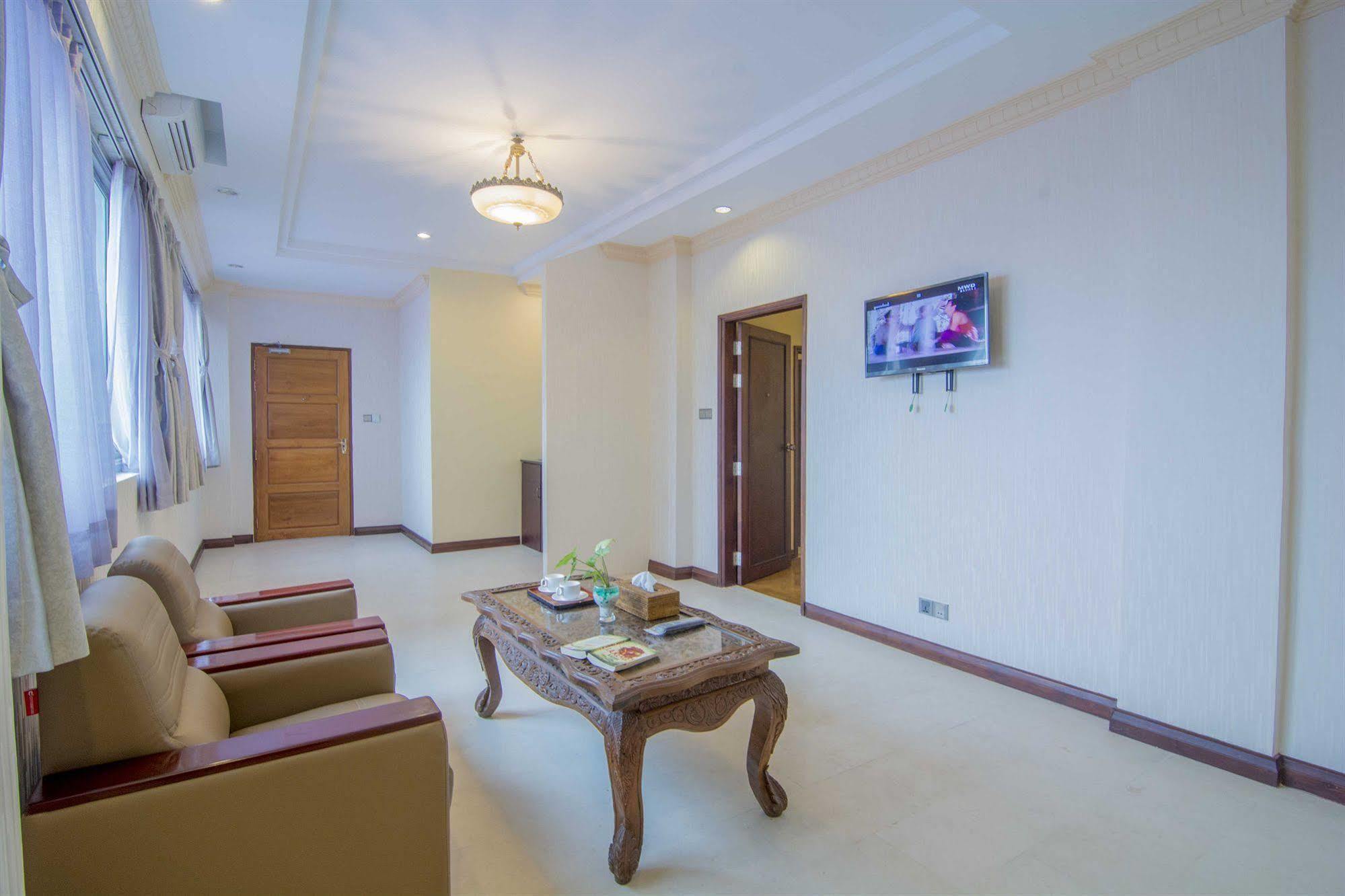 Asia Plaza Hotel Янгон Экстерьер фото
